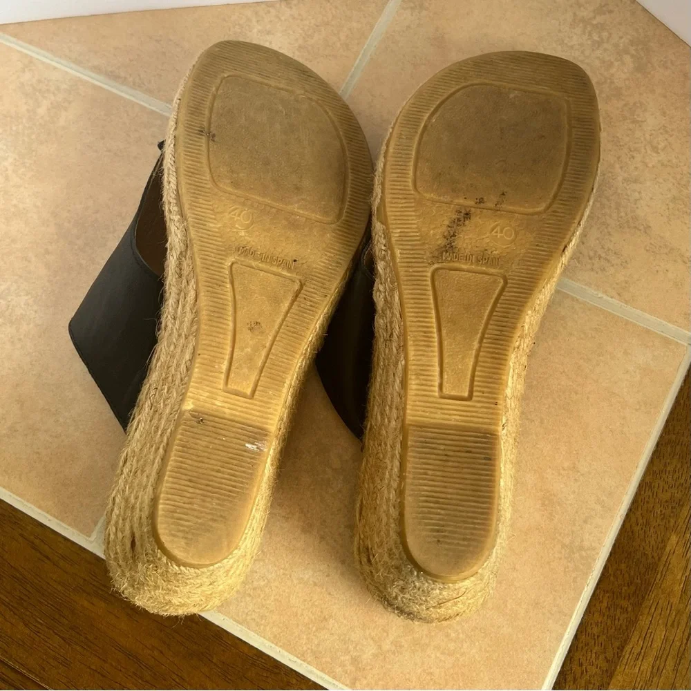Andre Assous Women’s US 9 Addie Sandal Size 40 Thong Wedge Espadrille Shoe